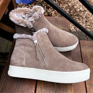 DOLCE VITA TEA LEATHER FAUX FUR PLATFORM HIGH TOP SNEAKERS SIZE 9.5